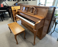 Baldwin Designer Studio piano, Oak